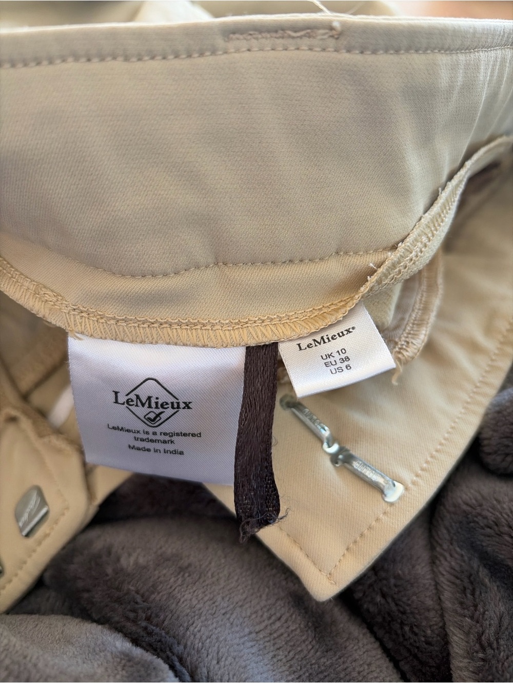 LeMieux Riding Pants - Picture 2 of 3